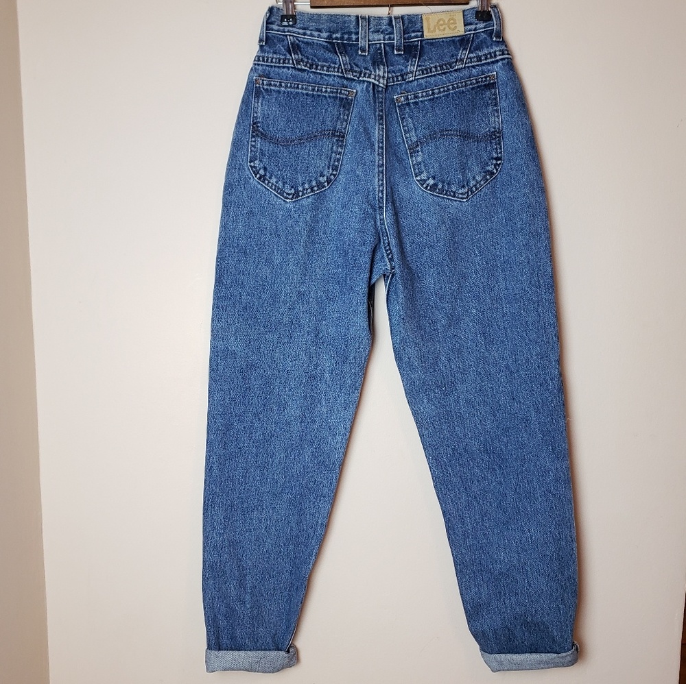 Vintage Lee High Rise Tapered Mom Jean Size 27